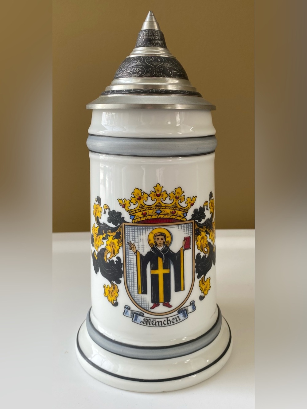 Vintage Authentic White and Gold Heraldic Ceramic Beer Stein